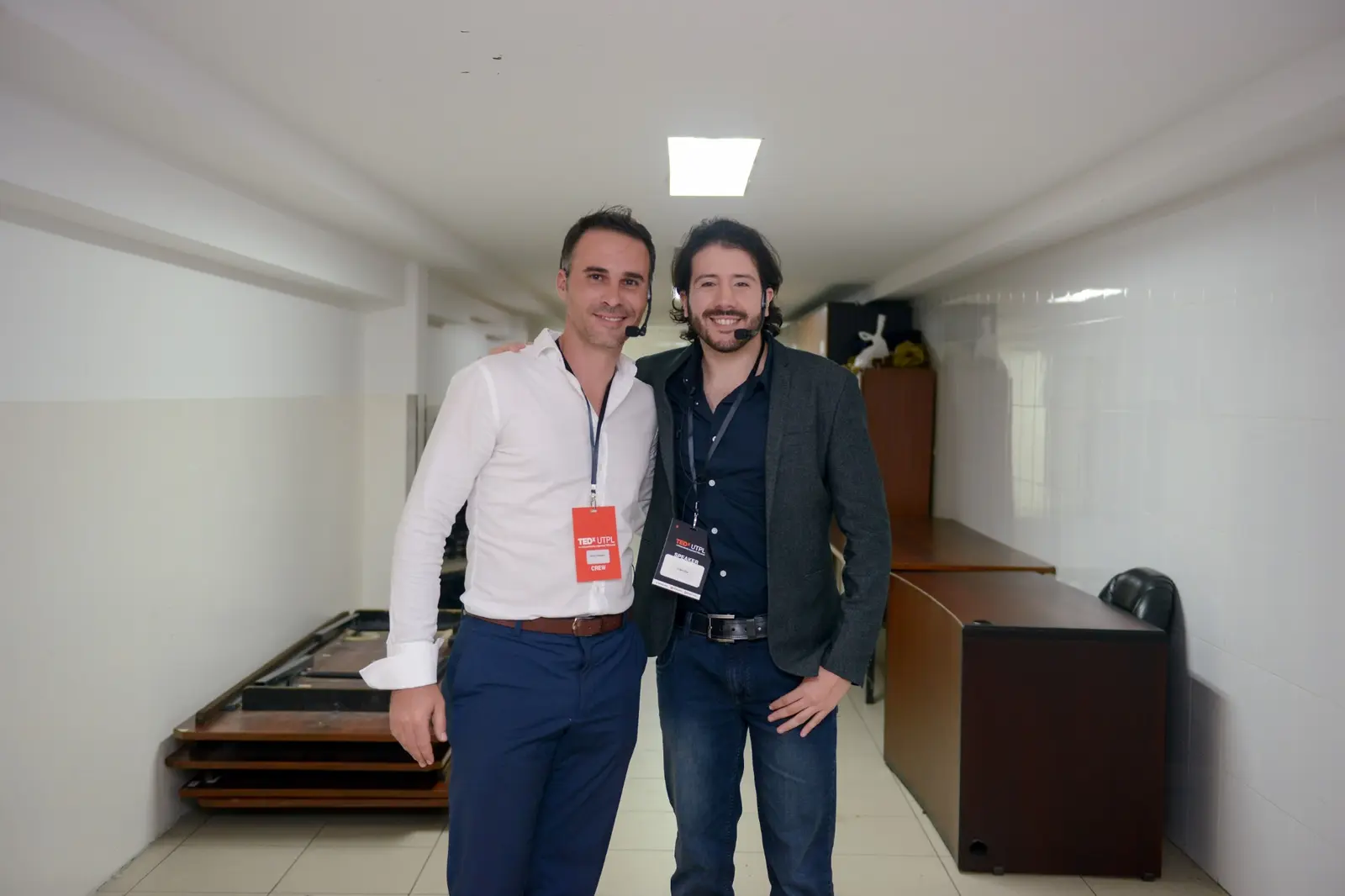 TEDx Ecuador · Presentador oficial — Alain Chaviano